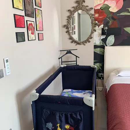 Mela Apartment *